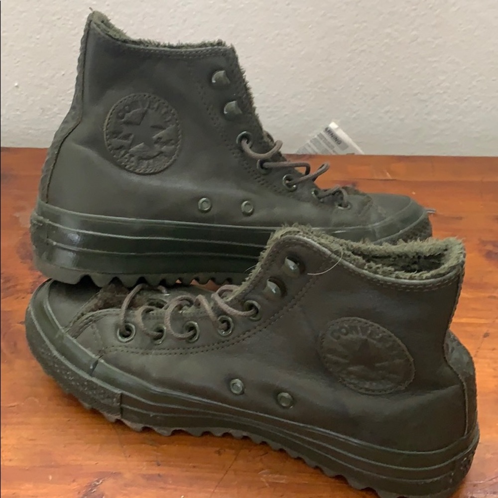 Converse leather snow boots